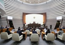 [경기티비종합뉴스] 광주시의회 허경행 의장, 제321회 제2차 정례회 개회… 내년 본예산 등 처리