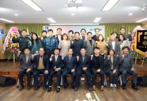 [경기티비종합뉴스] 수원특례시의회, 이재식 의장 권선2동 주민자치회 작품발표회 격려