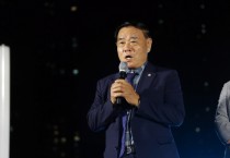 [경기티비종합뉴스] 수원특례시의회 이재식 의장,  2025 수원 드론·불꽃 축제 참석