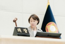 [경기티비종합뉴스] 용인특례시의회 유진선 의장, 제295회 임시회 제2차 본회의 열어