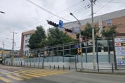 [경기티비종합뉴스] 용인특례시 처인구, 마평동 용마초등학교 노후 방음벽 교체