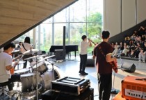 [경기티비종합뉴스] 수원시 팔달구 황규돈 구청장, 청소년들의 끼와 열정 가득했던‘2026 팔달구 우리동네 학생 버스킹’성료