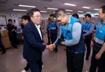 [경기티비종합뉴스] 이상천 제천시장, 폭염 속 제천우체국 집배원 격려