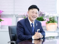 [경기티비종합뉴스]"특집" 성수석 이천시장, 이천사랑지역화폐로 외지 관광객 지갑 열었다… 골목상권에 스며든 「2026 이천시 경기활성화 페스타」