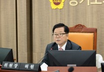 [경기티비종합뉴스] 경기도의회 허원 위원장, “내연기관 달달버스가 기후도정의 상징?”… 내년 교통국 예산은 없어 ‘덜덜’